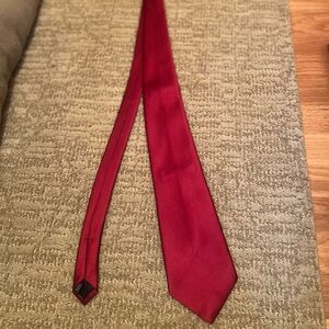 Men’s Red Tie ♥️